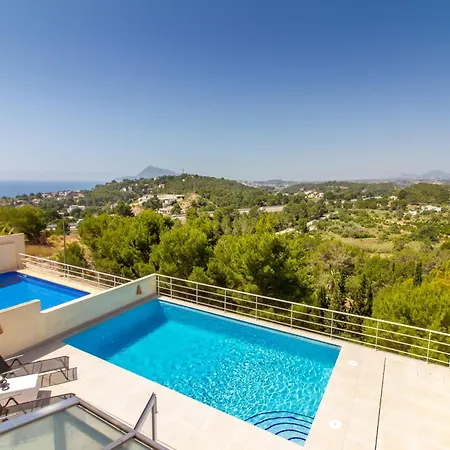 Villa Mimosas *