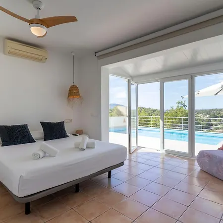Villa Mimosas *